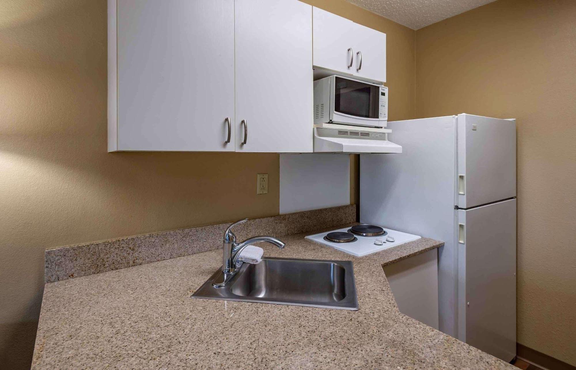 Extended Stay America Suites - Edison - Raritan Center Bagian luar foto