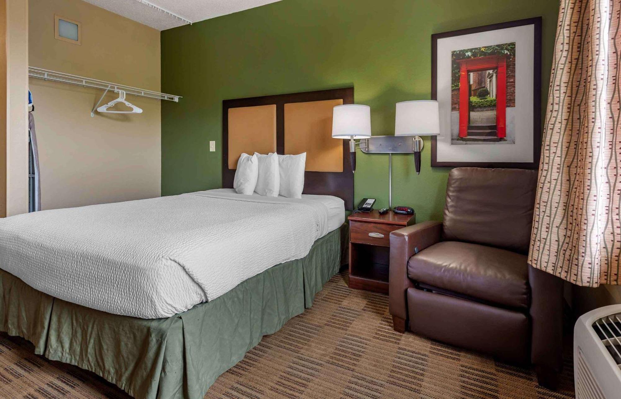 Extended Stay America Suites - Edison - Raritan Center Bagian luar foto